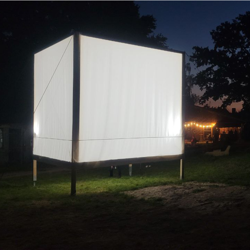 Kunst Kubus Herbsthausen leuchtend